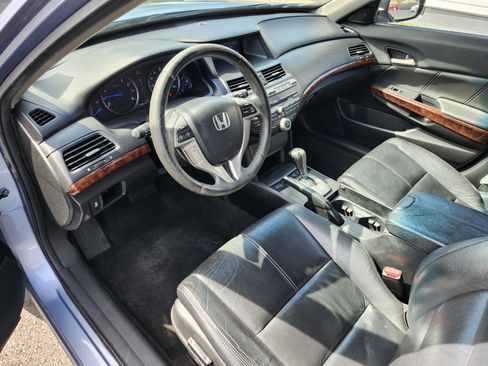 Used 2010 Honda Crosstour EX-L image 4