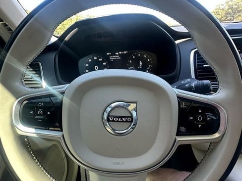 Used 2021 Volvo XC90 T6 Inscription w/ Protection Package Premier image 9