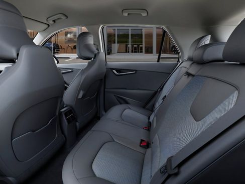 New 2026 Kia Niro Wind image 18