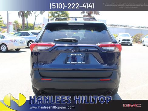Used 2023 Toyota RAV4 XLE Premium FWD image 8
