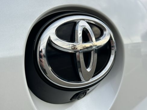 Certified 2024 Toyota Corolla XSE image 7