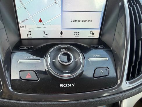 Used 2016 Ford C-MAX Energi SEL w/ Equipment Group 302A FWD image 20