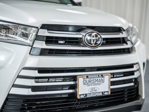 Used 2017 Toyota Highlander Plus w/ Protection Package #3 image 14