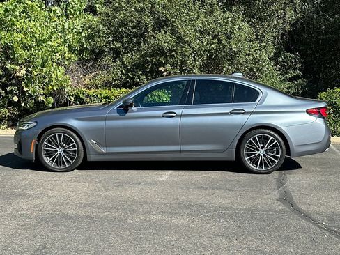 Used 2021 BMW 530i RWD image 8