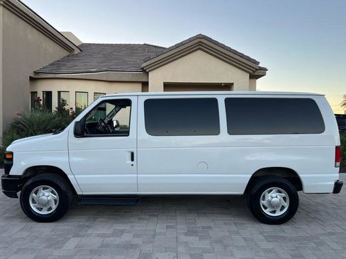 Used 2014 Ford E-350 and Econoline 350 XL w/ Power Windows & Locks Group RWD image 6