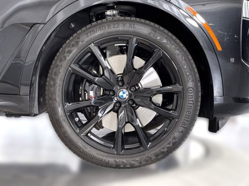 Used 2025 BMW X7 xDrive40i w/ M Sport Package AWD/4WD image 11