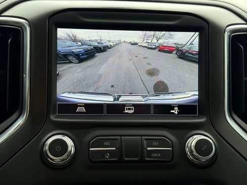 Used 2021 GMC Sierra 1500 AT4 w/ AT4 Premium Package image 16