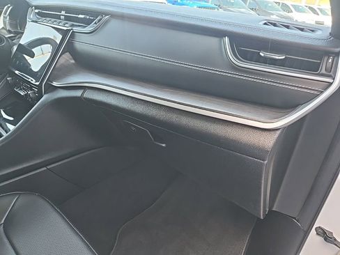 Used 2024 Jeep Grand Cherokee L Limited w/ Luxury Tech Group II image 83