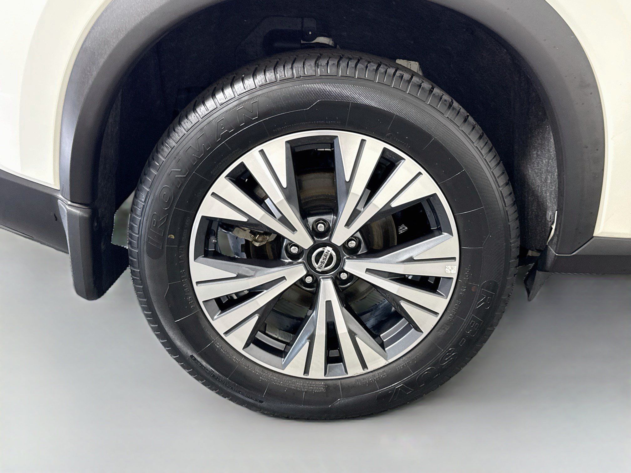 Used 2021 Nissan Rogue SV AWD/4WD image 33