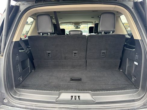 Used 2024 Ford Expedition XLT image 7