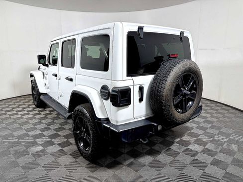 Used 2021 Jeep Wrangler Unlimited Sahara AWD/4WD image 5