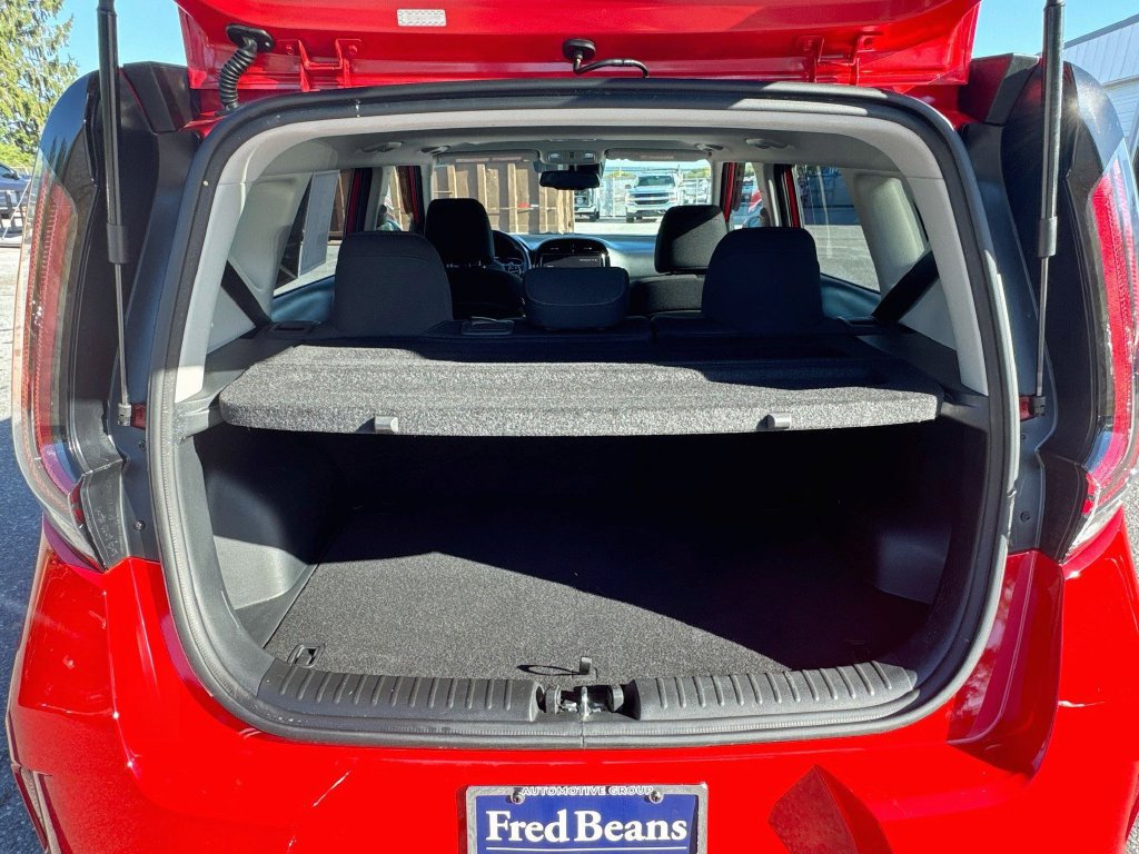 Certified 2025 Kia Soul EX FWD image 30