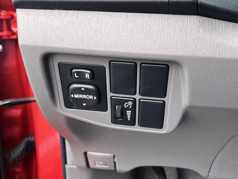 Used 2010 Toyota Prius Two image 24