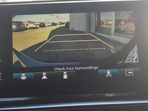 Used 2022 Honda Accord Touring image 10