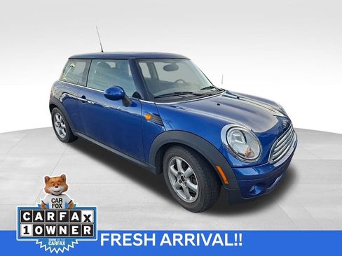 Used 2007 MINI Cooper Hardtop image 1