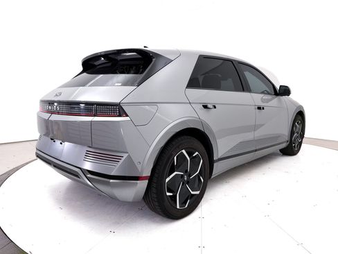 Used 2024 Hyundai Ioniq 5 Limited RWD image 18