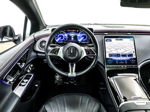 Used 2023 Mercedes-Benz EQE 500 4MATIC Sedan image 14
