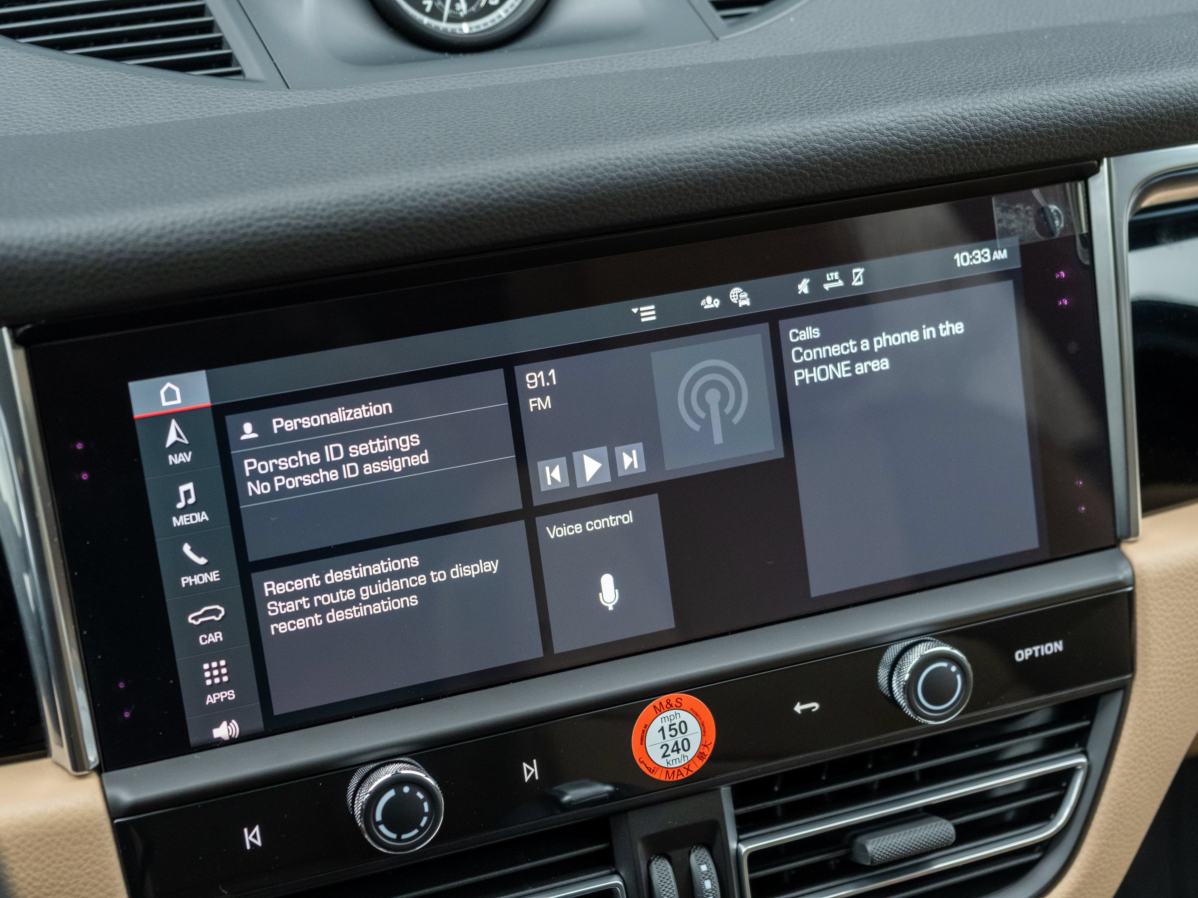 Certified 2026 Porsche Macan AWD/4WD image 27