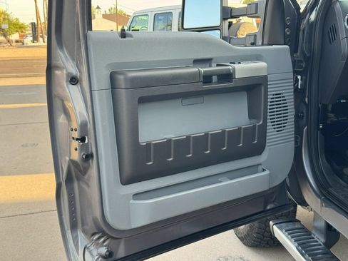 Used 2014 Ford F250 XLT w/ XLT Value Package AWD/4WD image 10