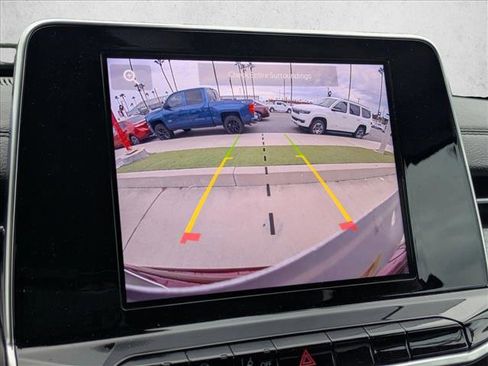 Used 2022 Jeep Compass Latitude image 14