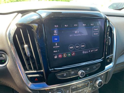 Used 2022 Chevrolet Traverse Premier w/ Redline Edition image 24