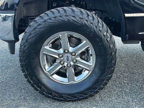 Used 2025 Ford F150 XLT w/ Equipment Group 301A Standard RWD image 8