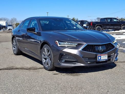 Used 2023 Acura TLX Advance image 2