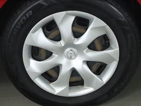 Used 2018 MAZDA MAZDA3 Sport FWD image 10