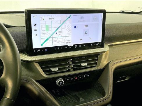 Used 2025 Ford Explorer Platinum w/ LUX Leather Package image 9