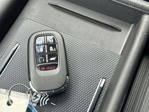Used 2026 Honda Odyssey Elite image 31