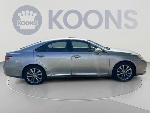 Used 2010 Lexus ES 350 w/ Preferred Accessory Package FWD image 7