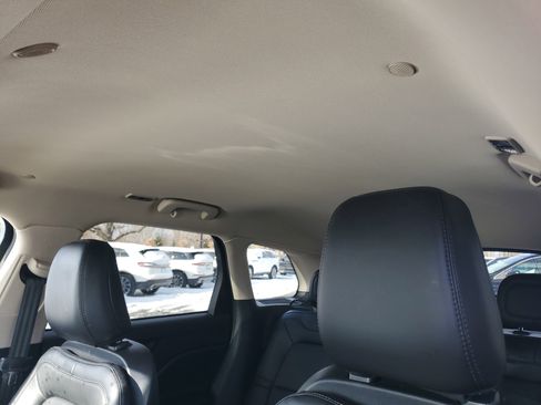 Certified 2023 Lincoln Corsair AWD w/ Equipment Group 101A image 11