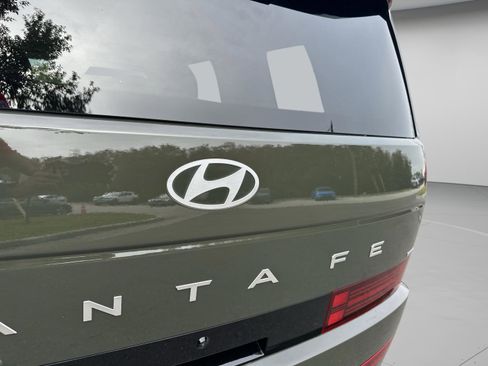 Used 2024 Hyundai Santa Fe Limited image 24