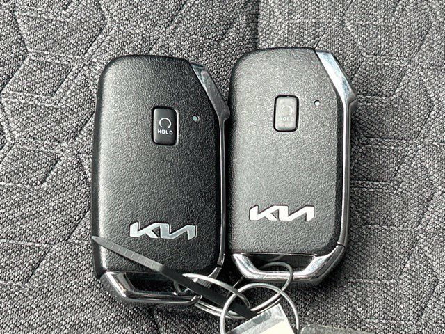 Used 2025 Kia Seltos S AWD/4WD image 67