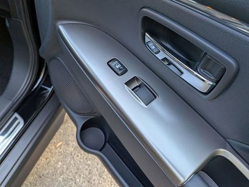 New 2026 Mitsubishi Outlander Sport SE image 32