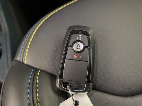 New 2025 Ford Maverick Lobo image 35