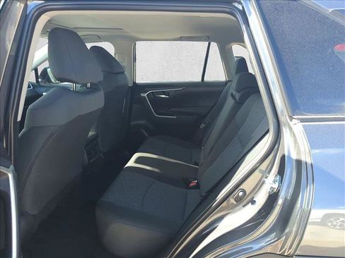 Used 2025 Toyota RAV4 XLE w/ Convenience Package image 19
