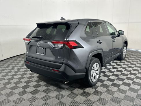 Used 2023 Toyota RAV4 LE FWD image 3
