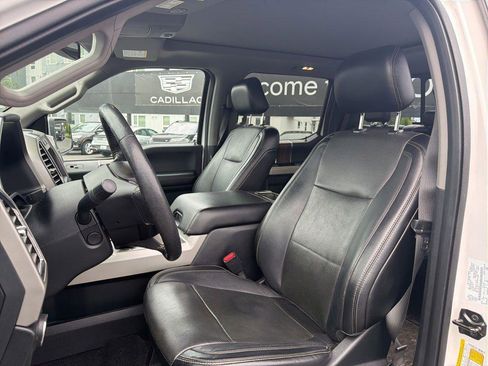 Used 2016 Ford F150 Lariat w/ Equipment Group 502A Luxury AWD/4WD image 15