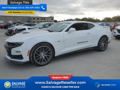 Used 2019 Chevrolet Camaro SS image 1