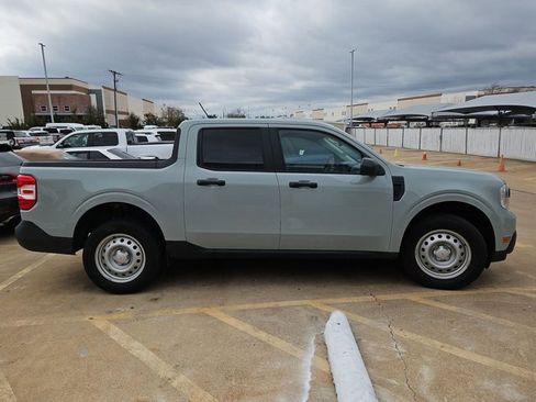 Used 2024 Ford Maverick XL image 4