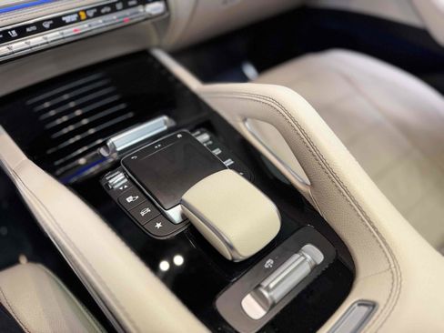 Used 2022 Mercedes-Benz GLS 450 4MATIC SUV - WARMTH & COMFORT image 44