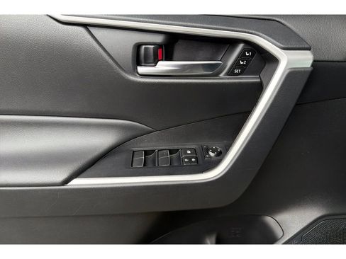 Used 2020 Toyota RAV4 XLE Premium AWD/4WD image 11