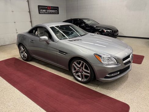 Used 2013 Mercedes-Benz SLK 250 image 36