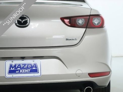 Used 2025 MAZDA MAZDA3 s image 11