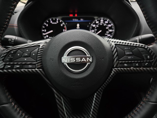Used 2024 Nissan Sentra SR w/ SR Premium Package FWD image 27
