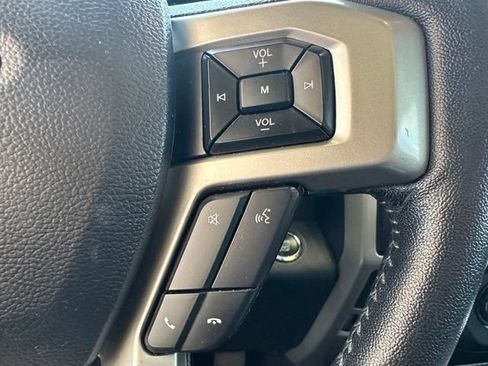 Used 2020 Ford F150 Lariat AWD/4WD image 22
