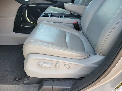 Used 2018 Honda Odyssey EX-L image 12