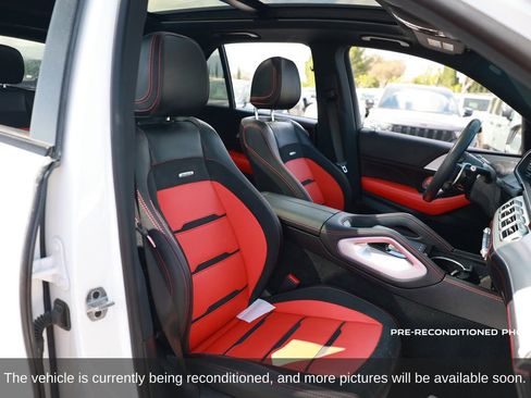 Used 2024 Mercedes-Benz GLE 53 AMG 4MATIC image 15