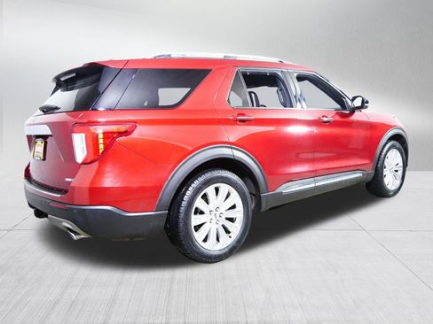 Used 2020 Ford Explorer Limited w/ Class III Trailer Tow Package image 7